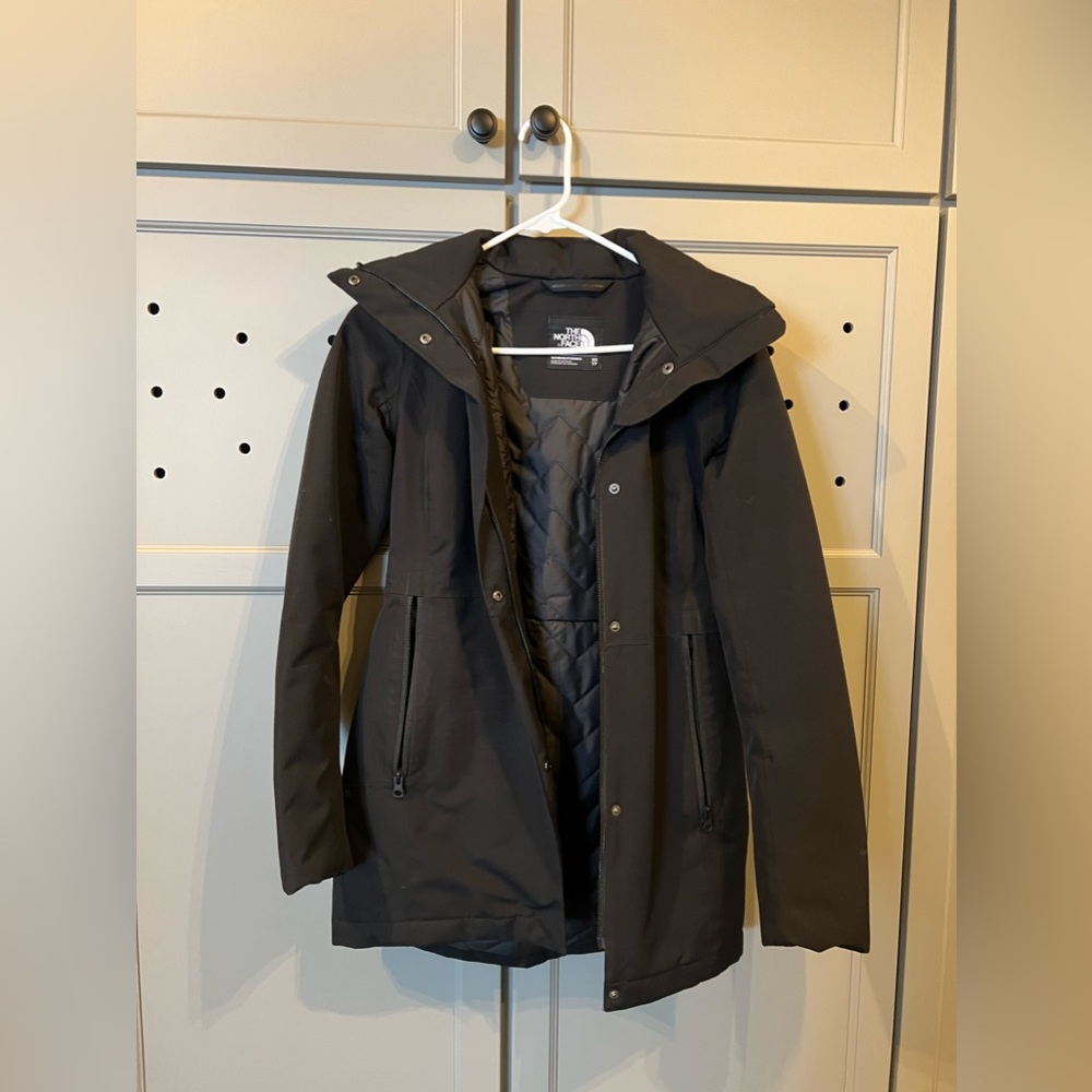 North Face Women’s Insulated Ancha Parka II